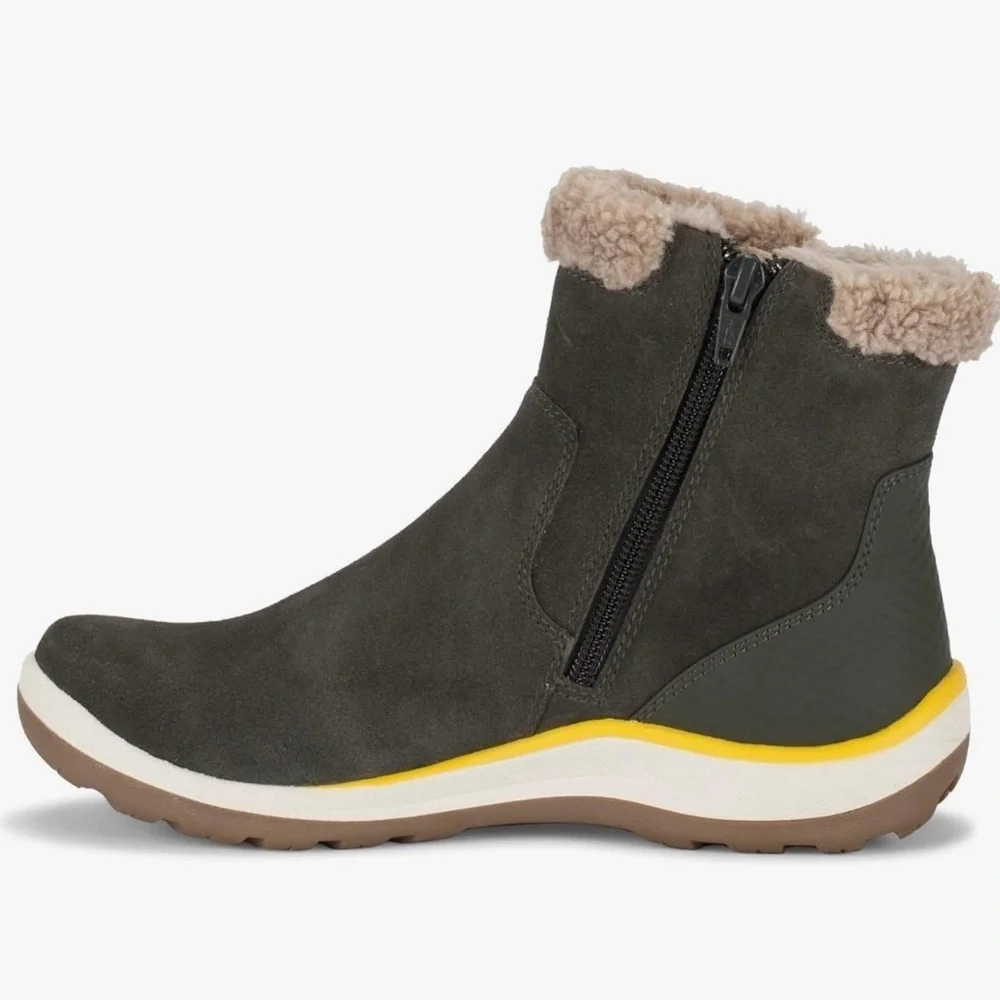 BareTraps Charcoal and Tan Winter Boots